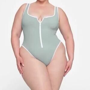 NWT SKIMS  Zip Up Swim Scoop Neck One Piece - Pacific Plus Size 3X New XXXL